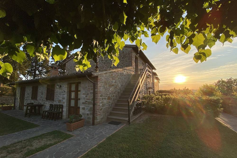 Apartamento entero, Vacaciones Ideales El granjero in Paciano, Provincia de Perugia