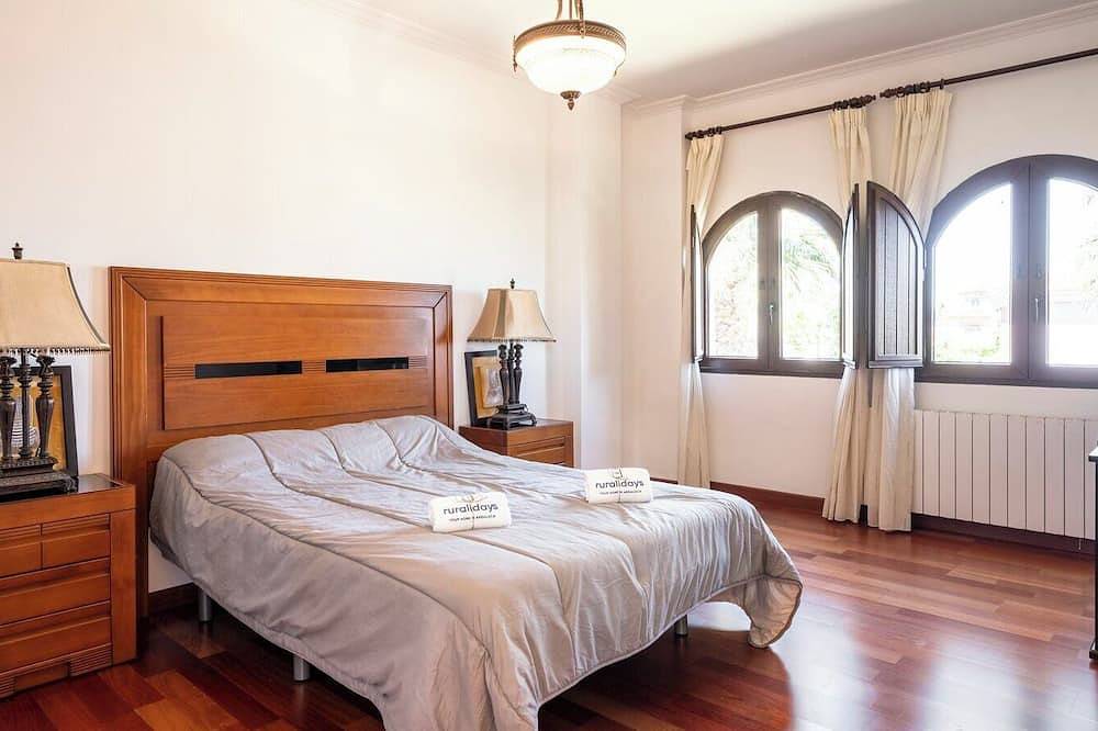 Casa Viña del Rey Otura by Ruralidays in Villa de Otura, Granada Province