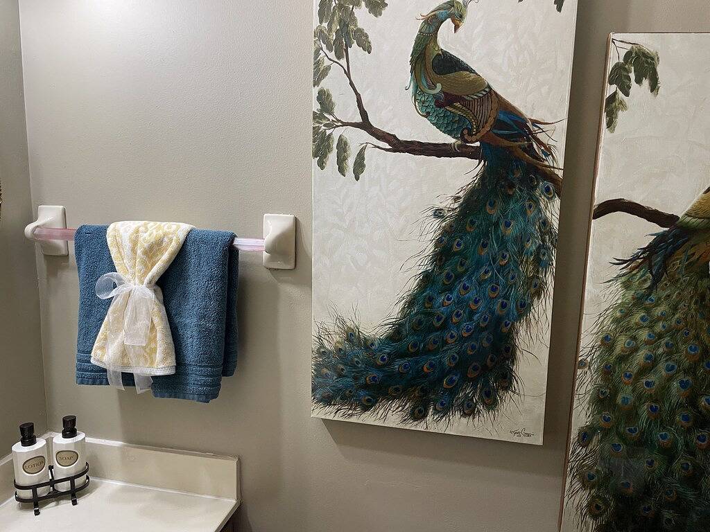 3 - 2.5 home Modern Delight fully equipped kit., fast Wi-Fi, all rooms upstrs in Memphis, Tennessee