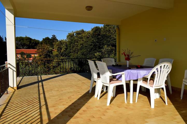 Holiday apartment for 8 people, with terrace - 1