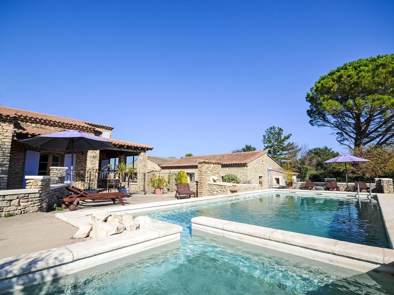 Velleron 603 - Le Real 603.1 in Velleron, Vaucluse