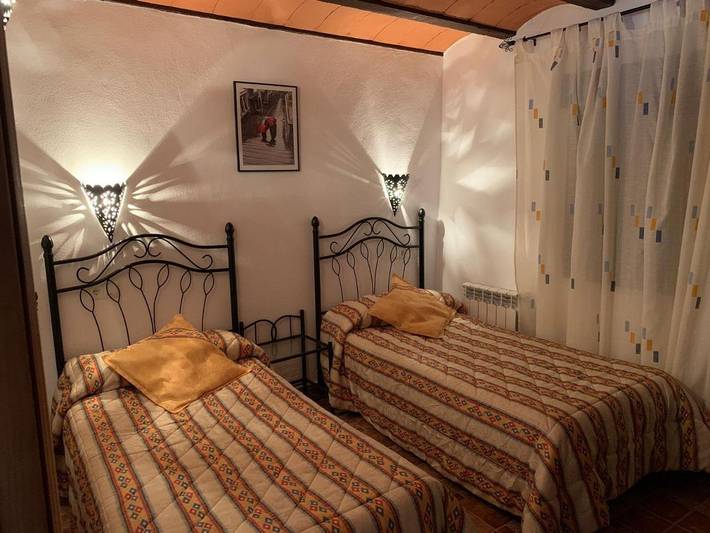 Casa rural para 17 personas, con Terraza además de Jardín y Piscina en Pozo Alcón - 3