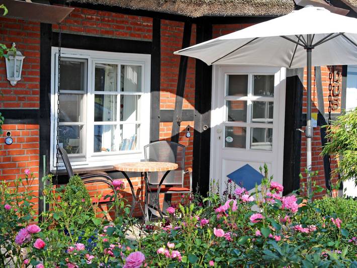 Ferienwohnung für 2 Personen, mit Terrasse und Garten sowie Sauna in Middelhagen