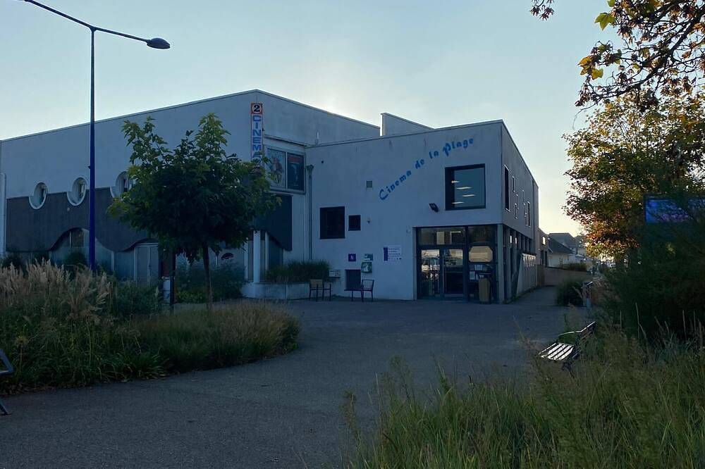 Large family house for 8 people 400 m from the sea in Hauteville-sur-Mer, Coutances