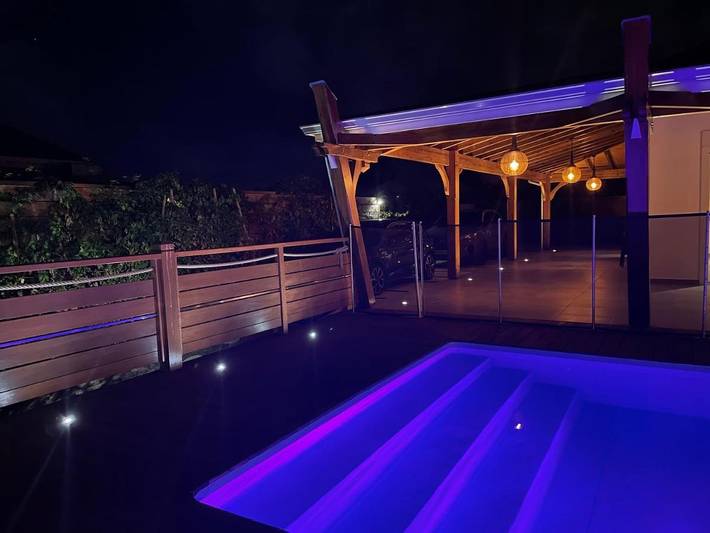 Villa pour 7 personnes, avec piscine ainsi que vue et jardin, adapté aux familles