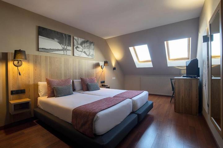 Hôtel pour 4 personnes, avec vue ainsi que sauna et piscine