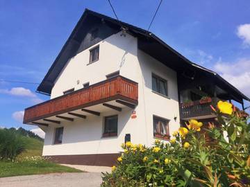 Ferienwohnung für 2 Personen, mit Garten und Ausblick in Bled