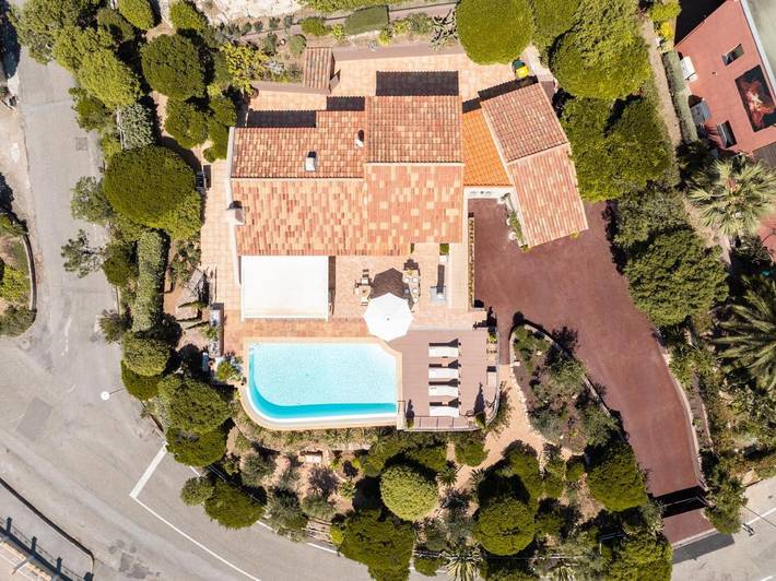 Villa pour 10 personnes, avec jardin ainsi que vue et piscine, animaux acceptés dans Saint-Aygulf - 4