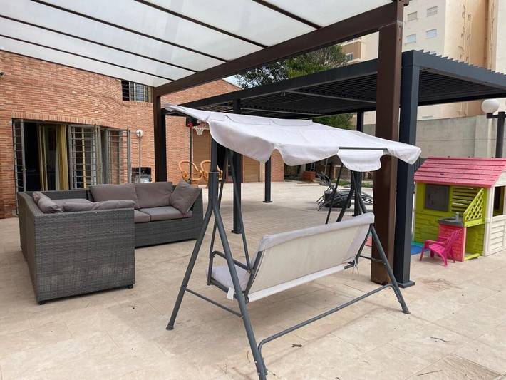 Location de vacances pour 8 personnes, avec terrasse ainsi que vue et piscine dans Mareny Blau - 3