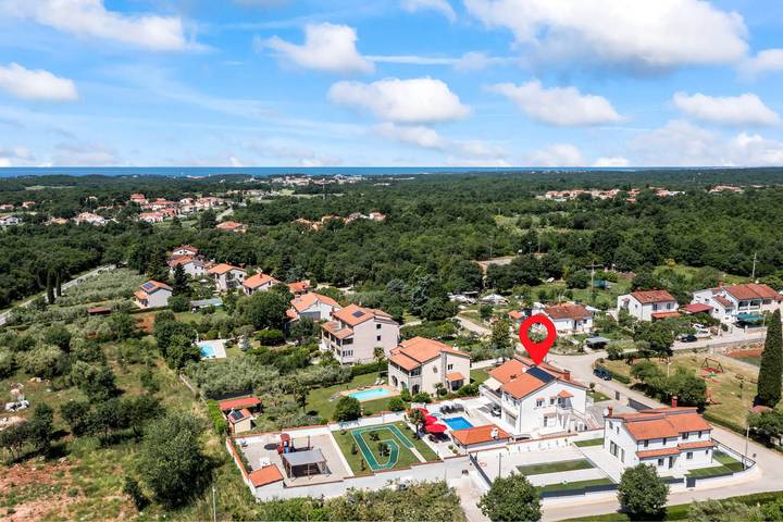 Villa für 12 Personen, mit Sauna und Garten sowie Whirlpool in Porec und Umgebung - 4