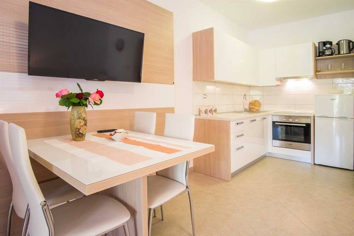 Studio entier, Studio apartment Iva with terrace in Ville de Krk, Krk