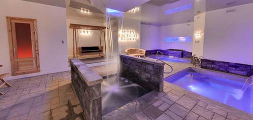 Hôtel pour 2 personnes, avec jacuzzi et sauna ainsi que piscine et terrasse dans Baie-Saint-Paul