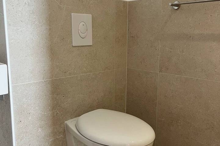 Location de vacances pour 12 personnes, avec terrasse et jardin dans Plage Des Pesquiers Hyeres - 3