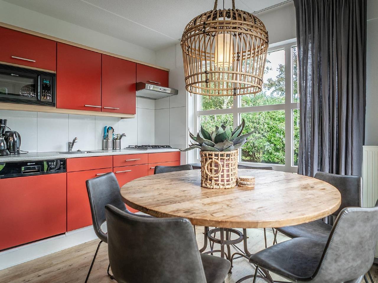 Vakantiehuis in Nederland met grote tuin in Eijerland, De Cocksdorp