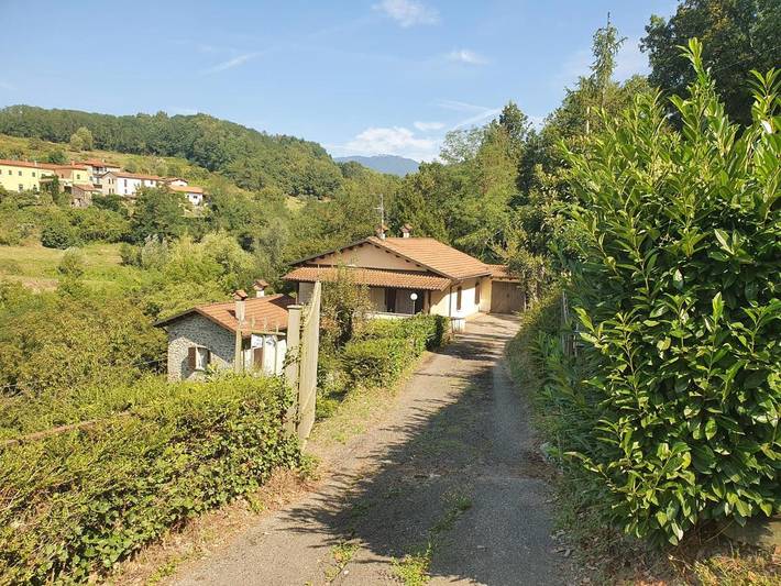Gîte pour 8 personnes, avec jardin et vue à Pontremoli - 2