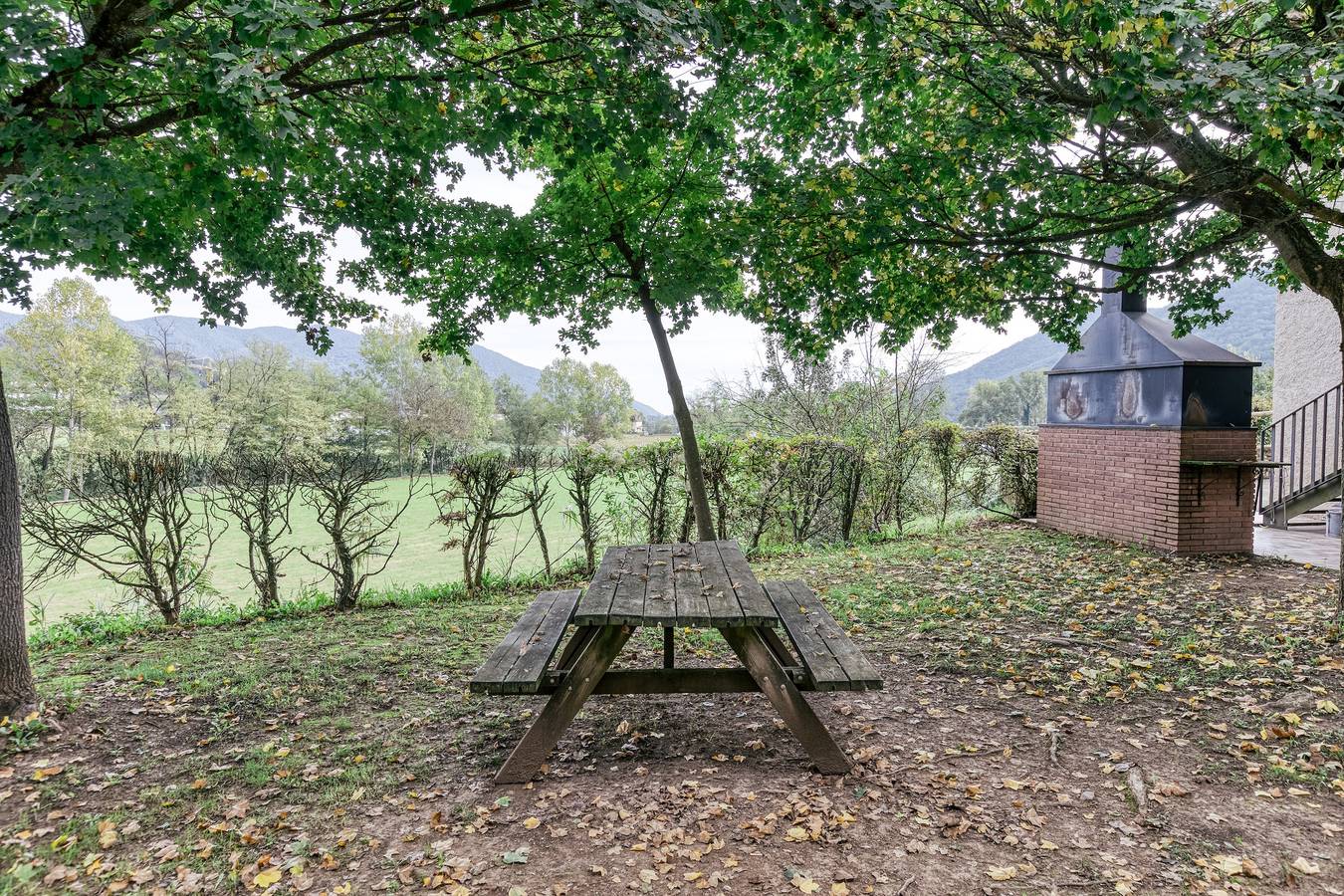 Landhaus 'El Xalet' mit Bergblick, Gemeinschaftspool und Wi-Fi in la Vall de Bianya, Garrotxa