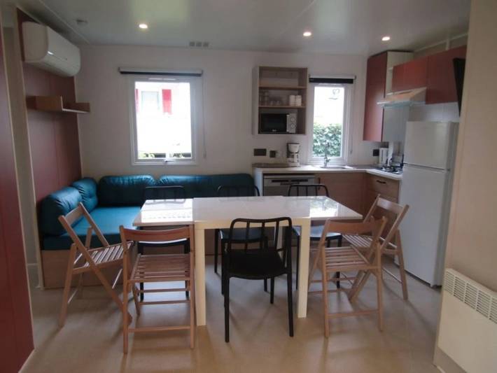 Mobil home pour 10 personnes, avec bassin pour enfant à Saint-Christophe-du-Ligneron - 4