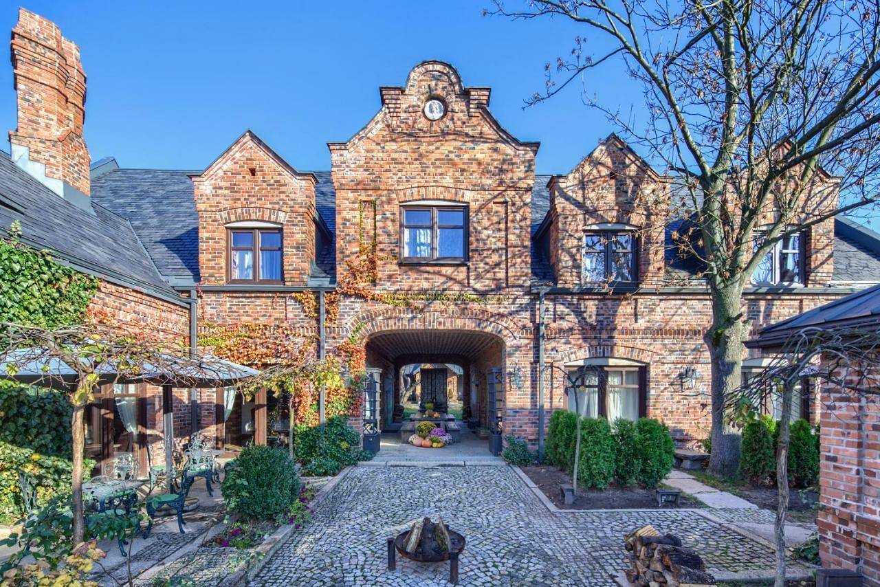 Folwark Białych Bocianów in Mazowsze