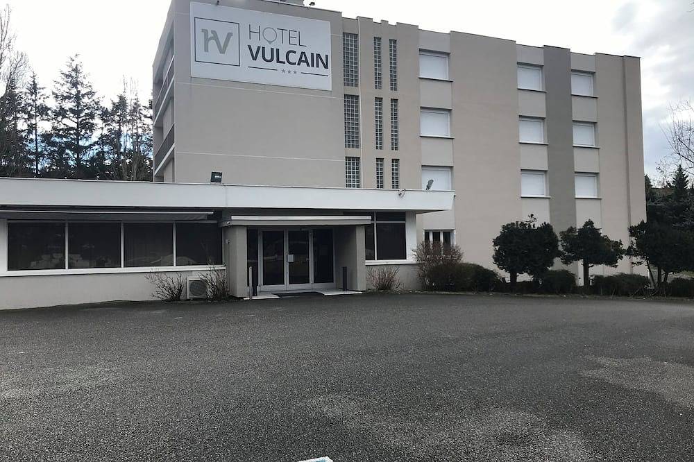 Hôtel 3 étoiles dans un cadre calme. Toutes les chambres sont climatisées. in L'Horme, Parc Naturel Régional du Pilat