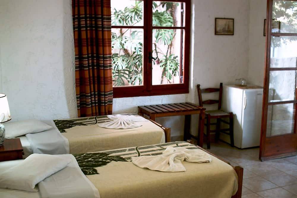 Summer Lodge Double Room C - weekly rental in Maleme, Chania region