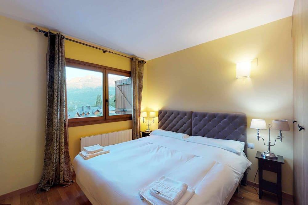 Entire apartment, Musales 34 - tucasaenlospirineos in Escarrilla, Sallent de Gállego