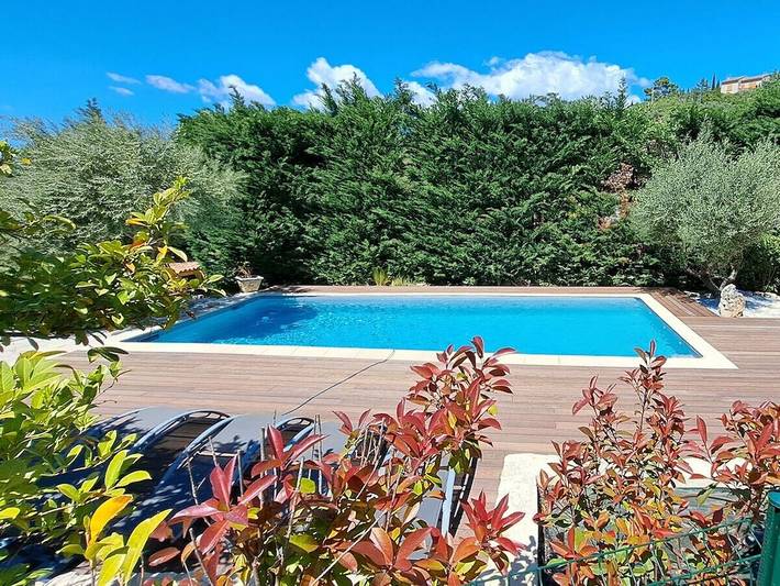 Maison de vacances à Apt avec baignoire in Apt, Parc naturel régional du Luberon