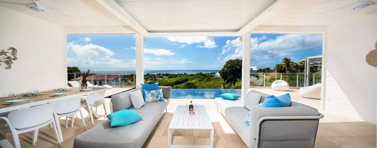 Location de vacances pour 6 personnes, avec jardin ainsi que piscine et vue à Grand-Bourg - 2