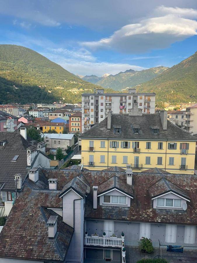 Gîte pour 4 personnes, avec balcon et vue, animaux acceptés dans Domodossola - 2