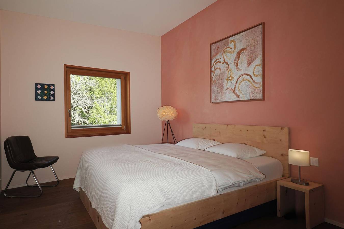 Ganze Wohnung, Chesa Solndanella  – Stilvolle Ferienwohnung mit Tal- und Bergblick in Bregaglia, Engadin