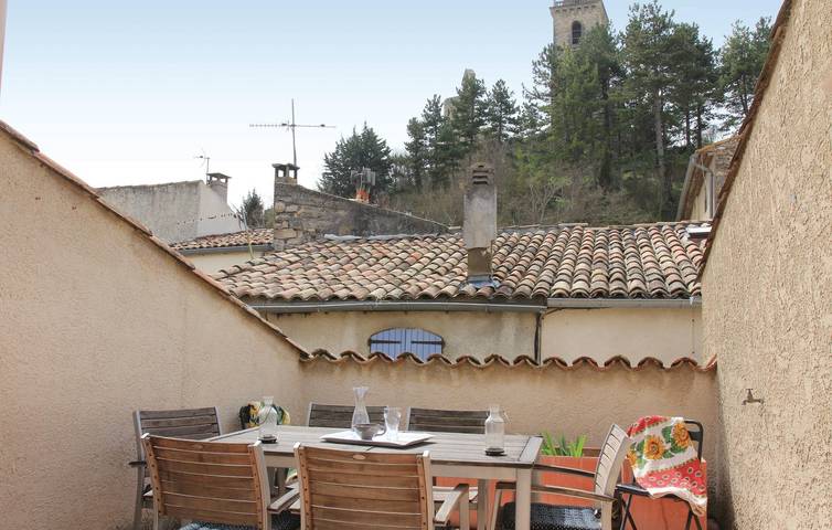 Location de vacances pour 4 personnes, avec Terrasse à Reillanne