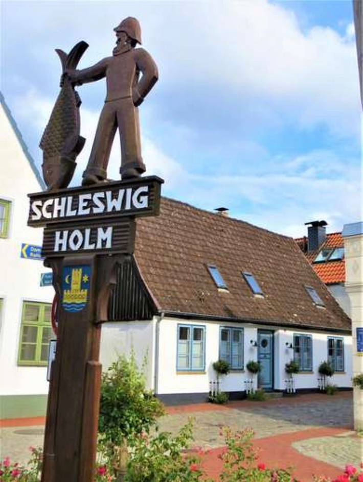 Ferienwohnung für 3 Personen, mit Terrasse und Garten in Schleswig