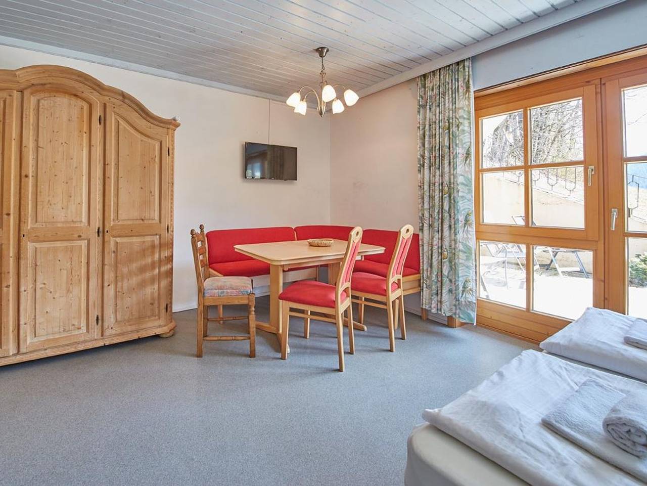 Ganze Ferienwohnung, Appartement Bernkogel in Saalbach, Saalbach-Hinterglemm