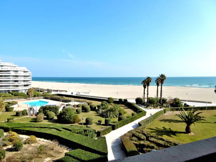 Appartement de vacances pour 4 personnes, avec piscine et terrasse, animaux acceptés