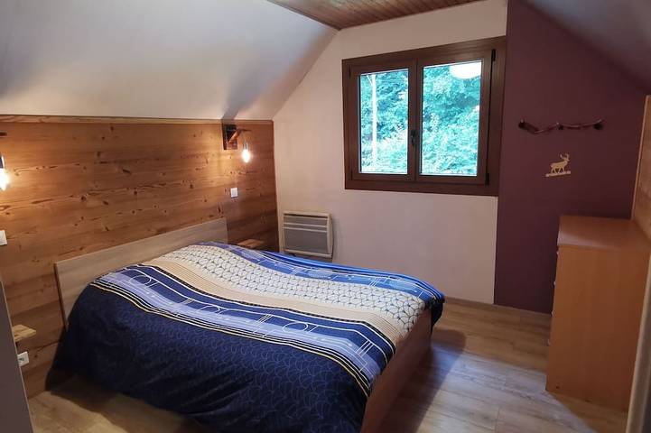 Gîte pour 8 personnes, avec jardin à Anould - 4