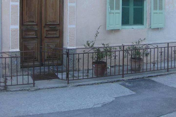Gîte pour 7 personnes, avec balcon et jacuzzi, animaux acceptés à Sausses