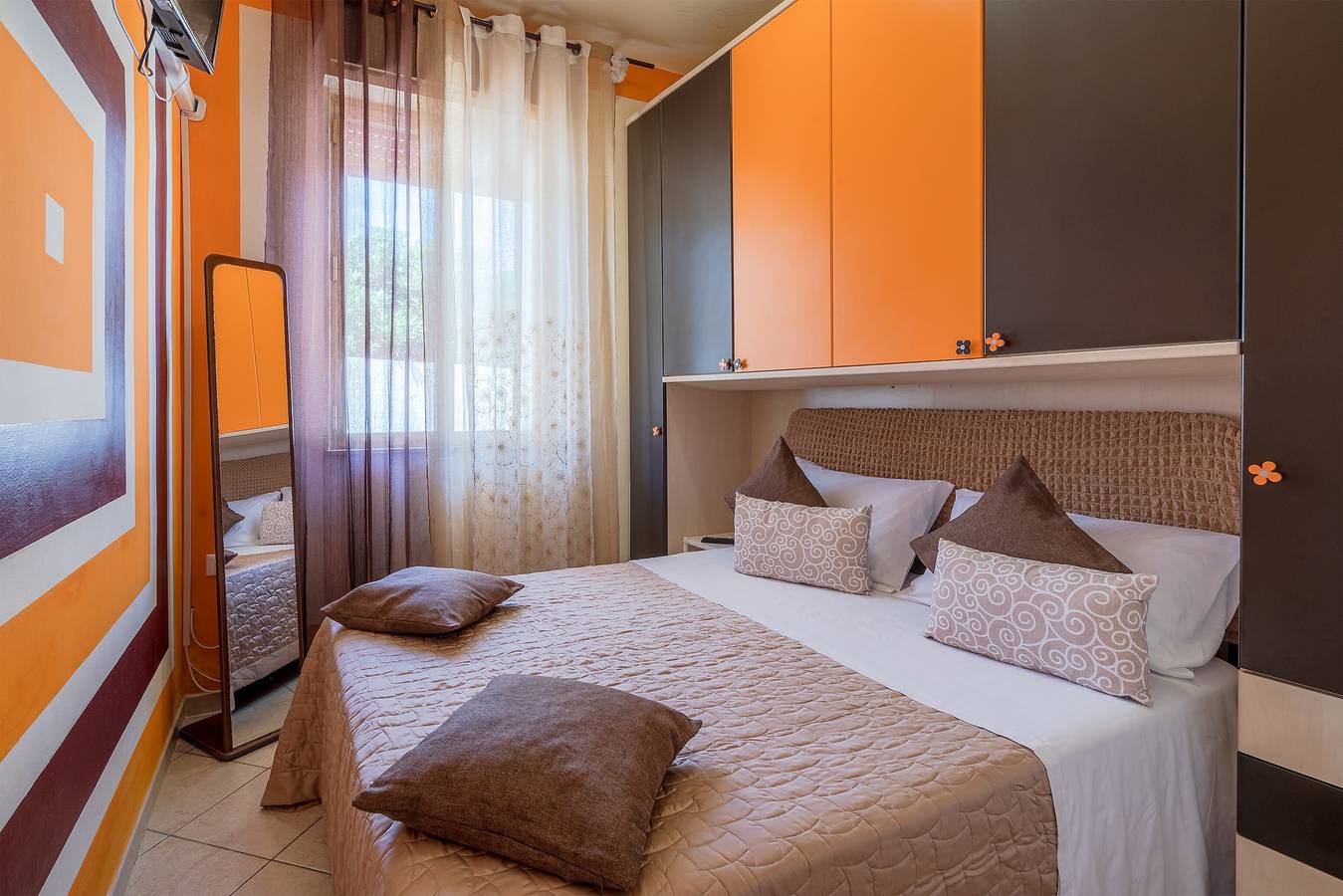 Appartamento intero, Appartamento "La Casa Arancione" con terrazza privata e giardino in comune in Cicirata, Siracusa e dintorni