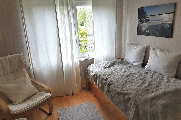Bilderbuch-Ferienhaus Bullerbü in Seenähe und  auf Wunsch mit Ruderboot in Norrhult, Kronoberg