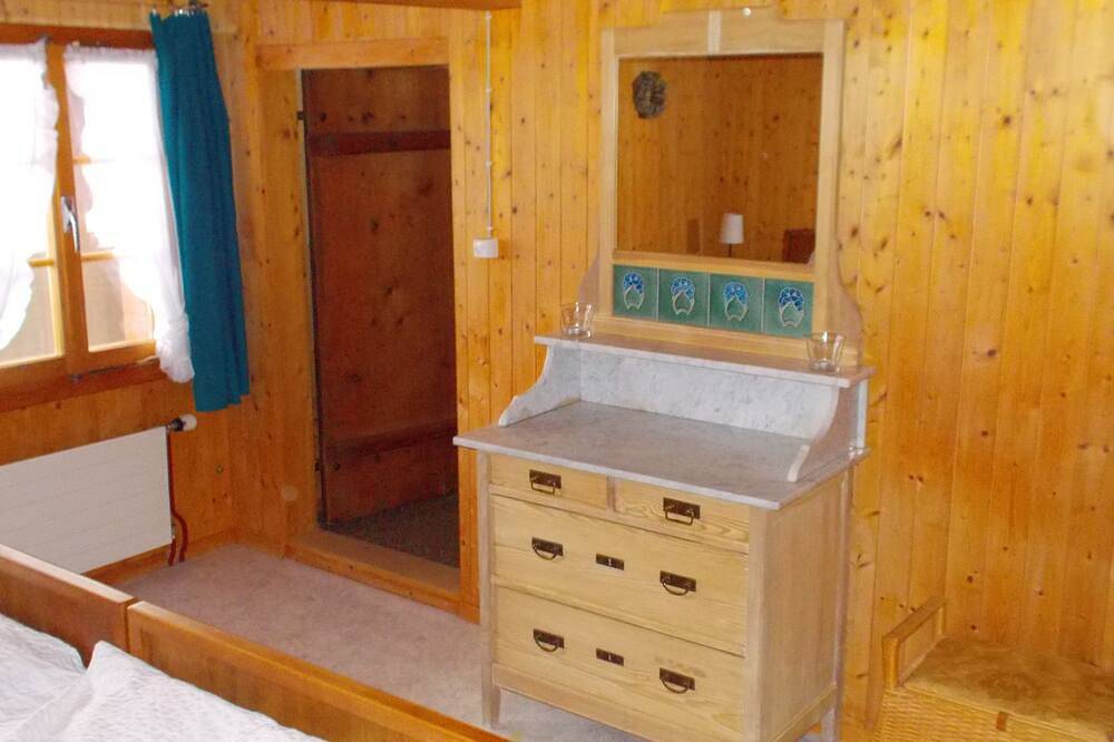 Gemütliche 3 Zimmerwohnung mit ländlichem Charme in  Emmentaler Bauernhaus in Trub, Kanton Bern