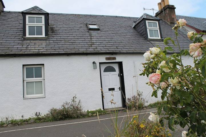Cottage for 4 people, with terrace and garden in Moray Firth