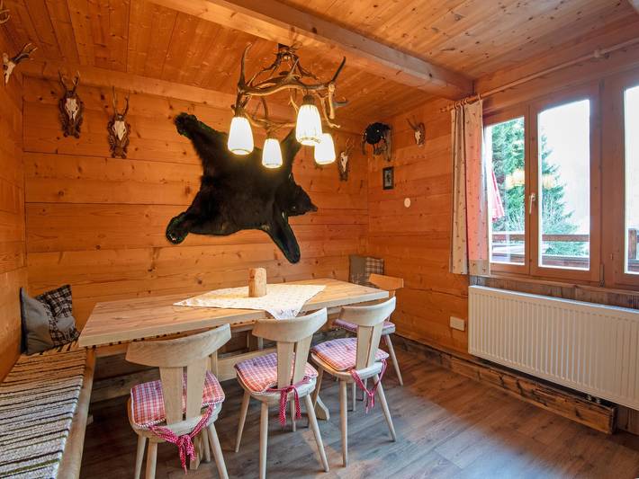Ferienwohnung für 8 Personen, mit Balkon und Garten sowie Sauna in Fügenberg