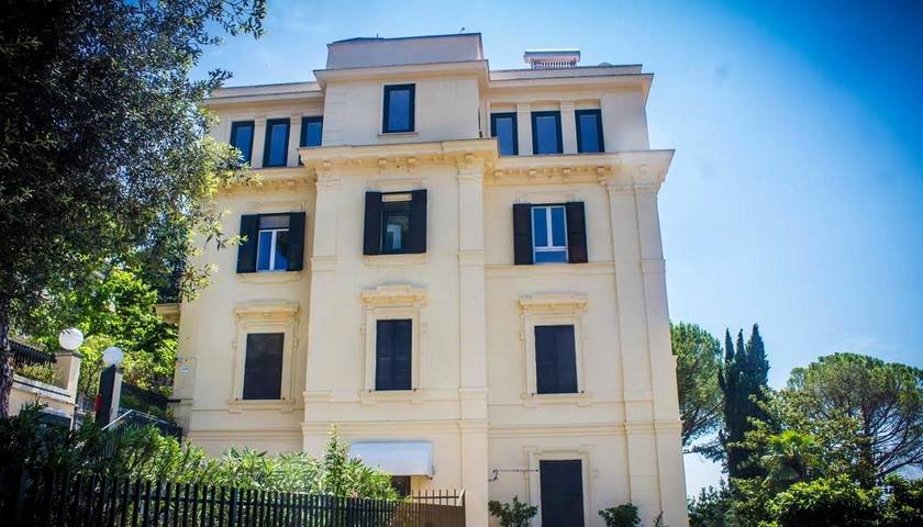 Bed and breakfast per 3 persone, con giardino e balcone nonché idromassaggio - 1