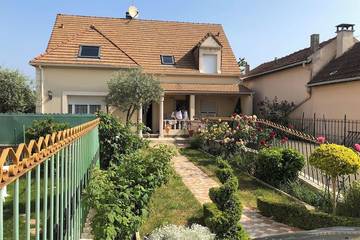 Gîte pour 4 personnes, avec jardin à Sannois