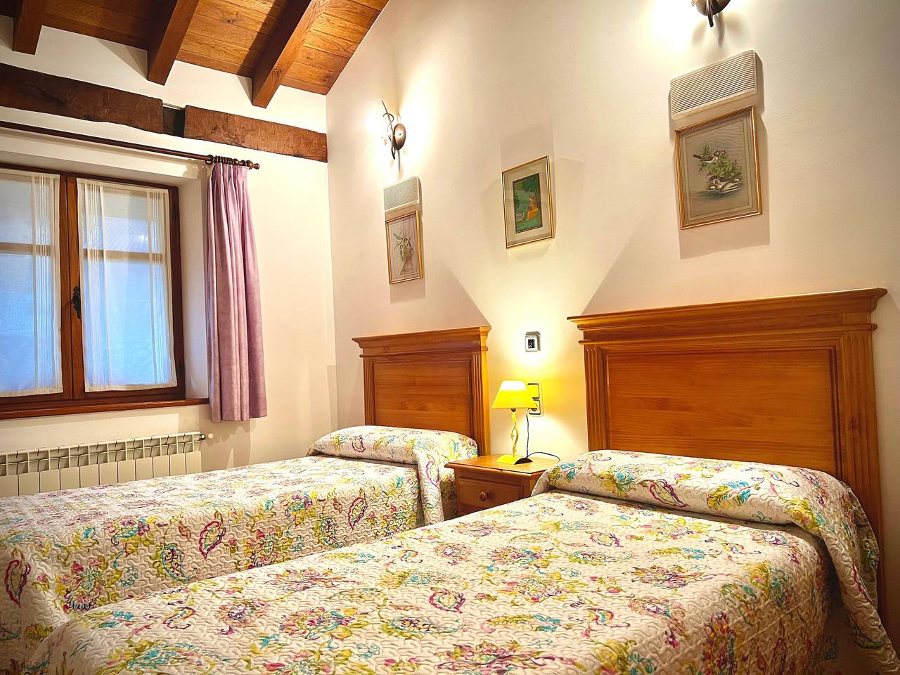 Country House 'Bistruey' with Mountain View, Private Garden and Wi-Fi in Vega de Liébana, Cordillera Cantábrica