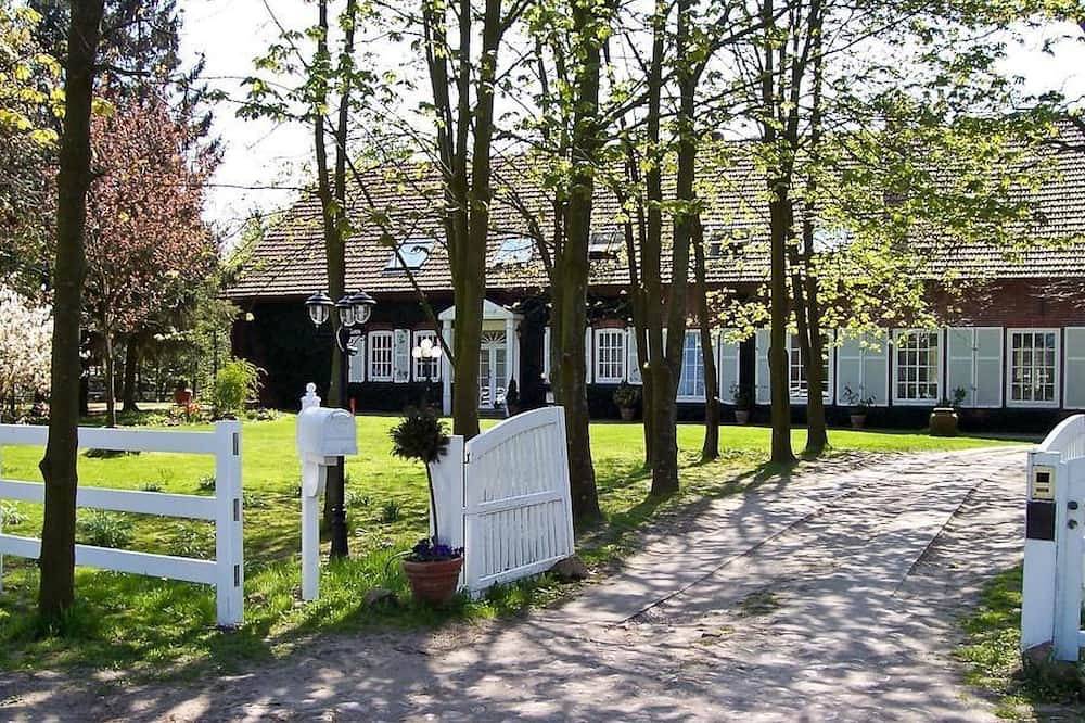 Ganze Wohnung, Landgut mit Blick auf das Wasser in Loxstedt, Südliches Cuxland