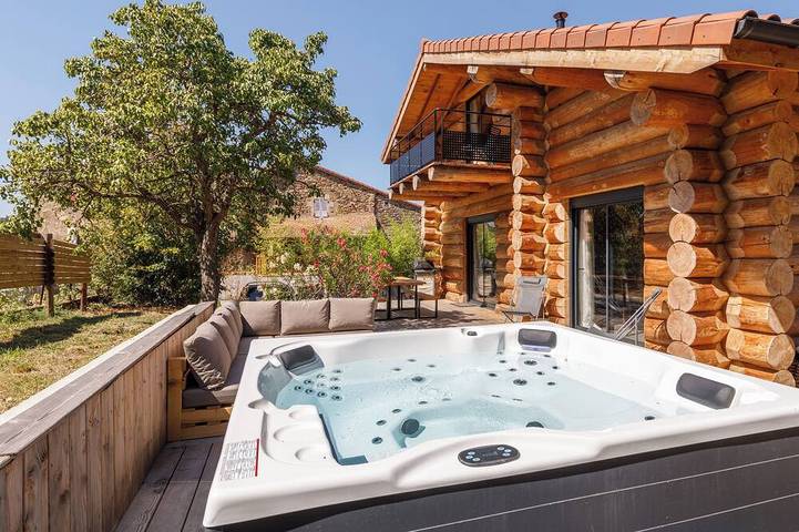 Gîte pour 6 personnes, avec jacuzzi dans Saint-Jean-en-Val