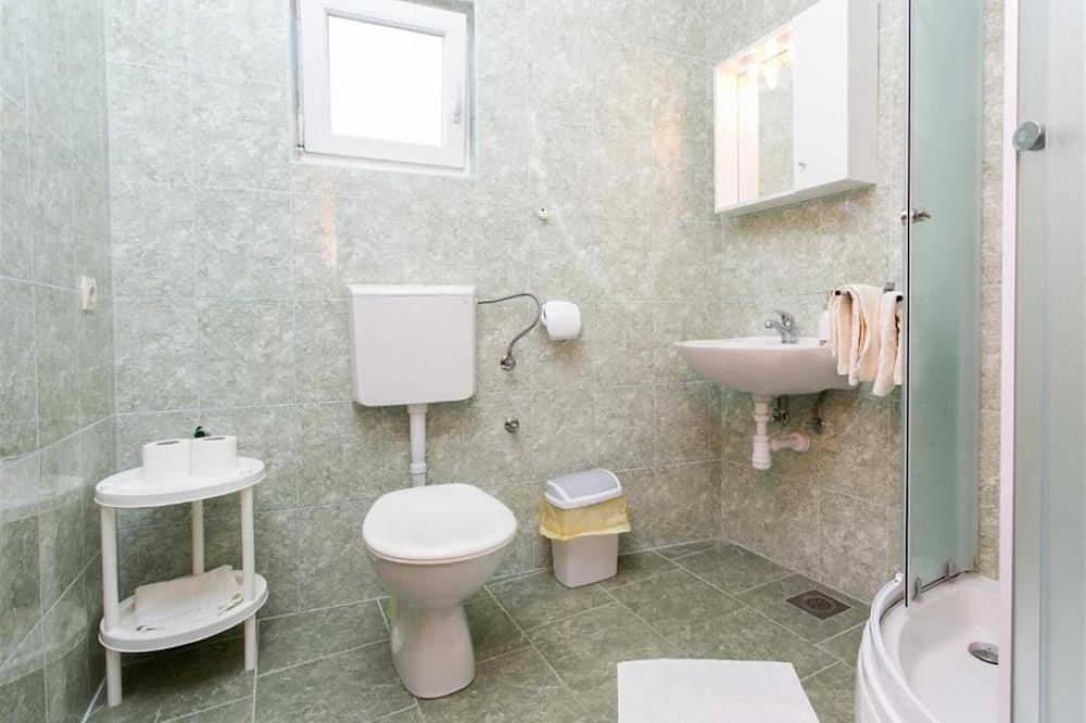 Ganze Wohnung, Šilok Apartment mit 1 Schlafzimmer, Terrasse und Meerblick in Mljet