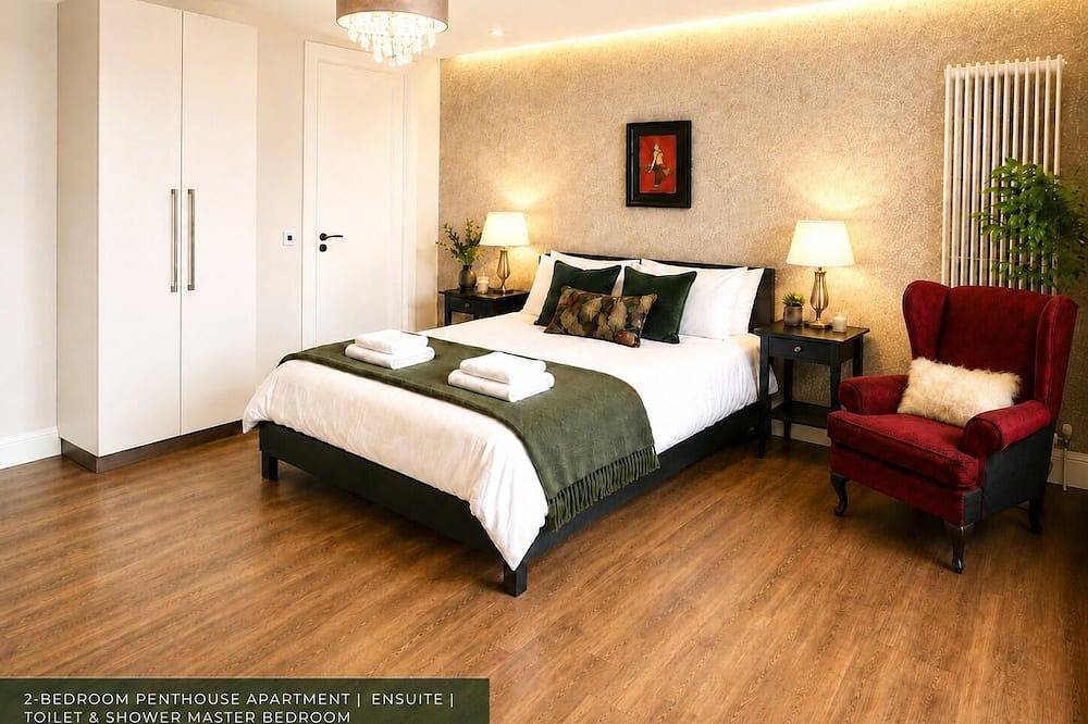Entire apartment, Seconds from Titanic History: Penthouse Apartment for 4-6 guests in Belfast, County Down