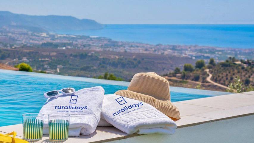 Ferienhaus für 2 Personen, mit Pool und Balkon/Terrasse in Torrox - 3