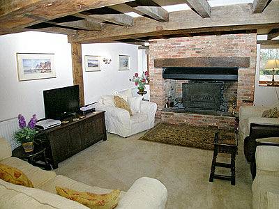 Thornsdale Oast House in Iden, Sussex Oriental