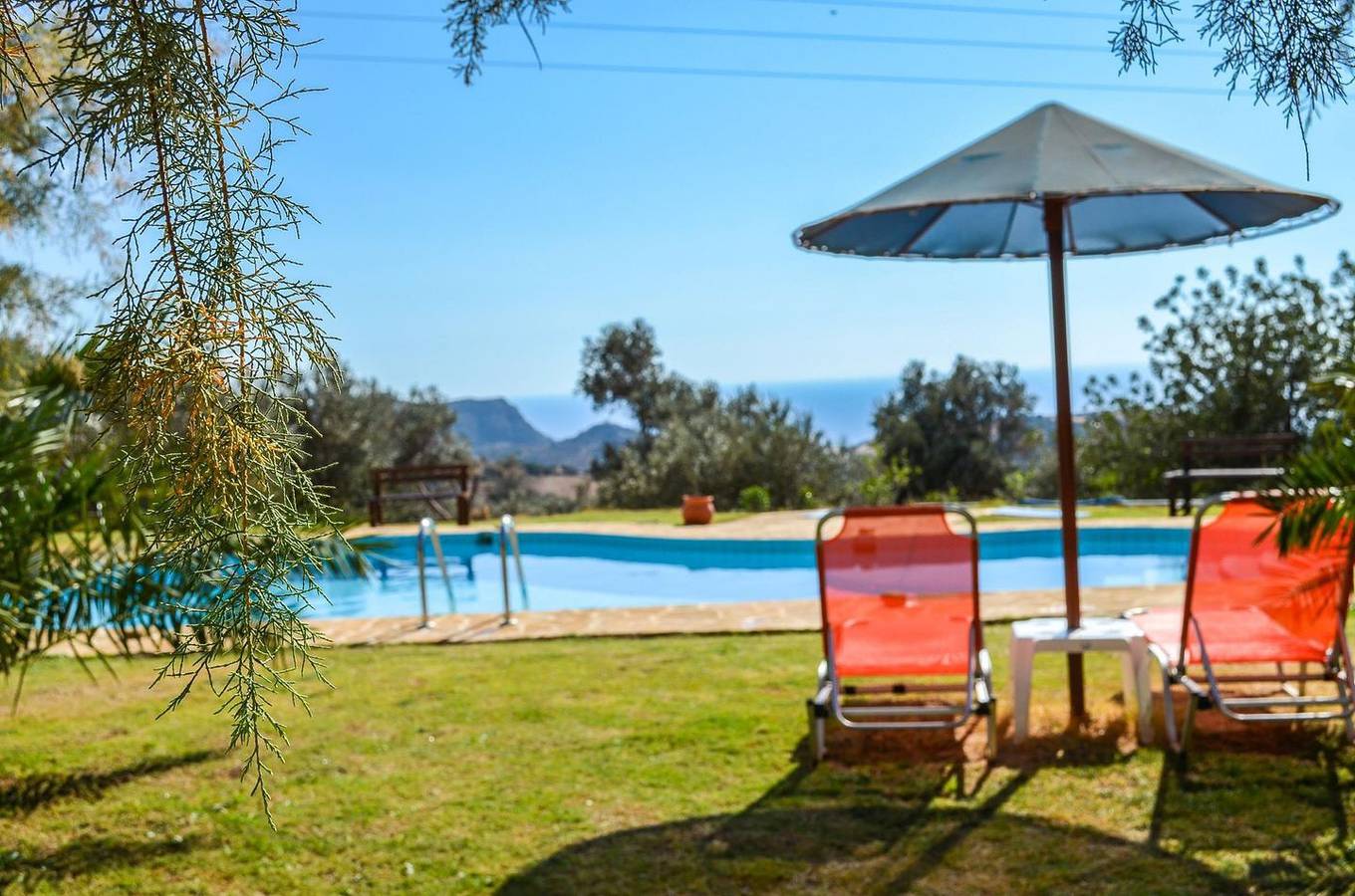 Ferienhaus im Grünen mit Pool, nahe zum Meer, Wifi | Triopetra, Kreta in Triopetra, Rethymno und Umgebung